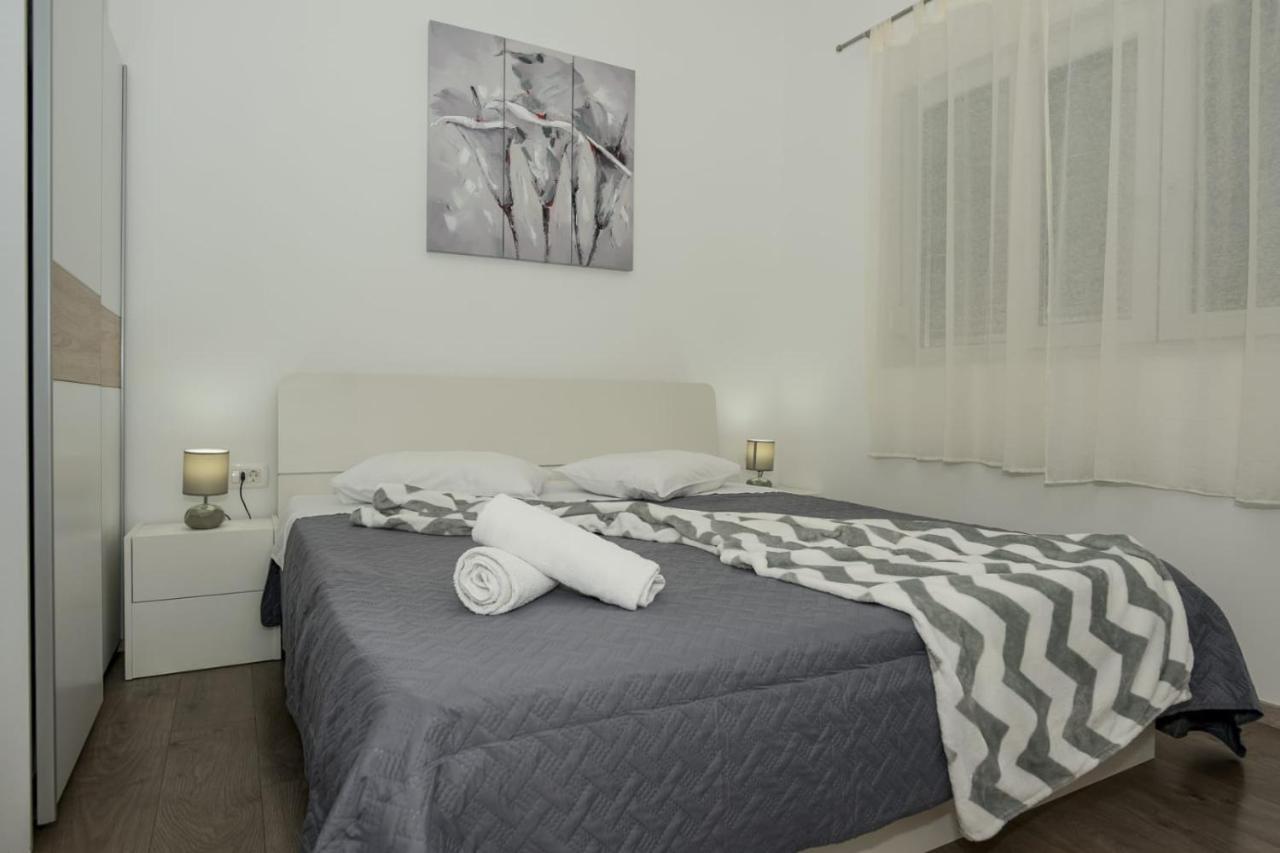 Luxury Apartments Golden Dreams Zara Esterno foto